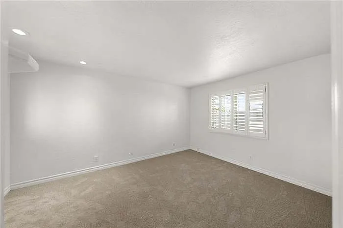23071 Joaquin Ridge Dr #23 — Photo 16