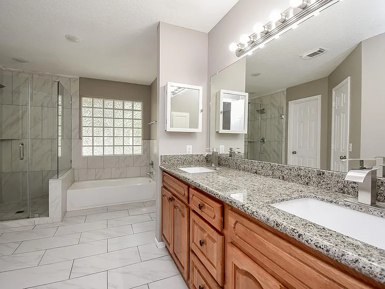 6318 Faulkner Ridge Dr — Photo 19