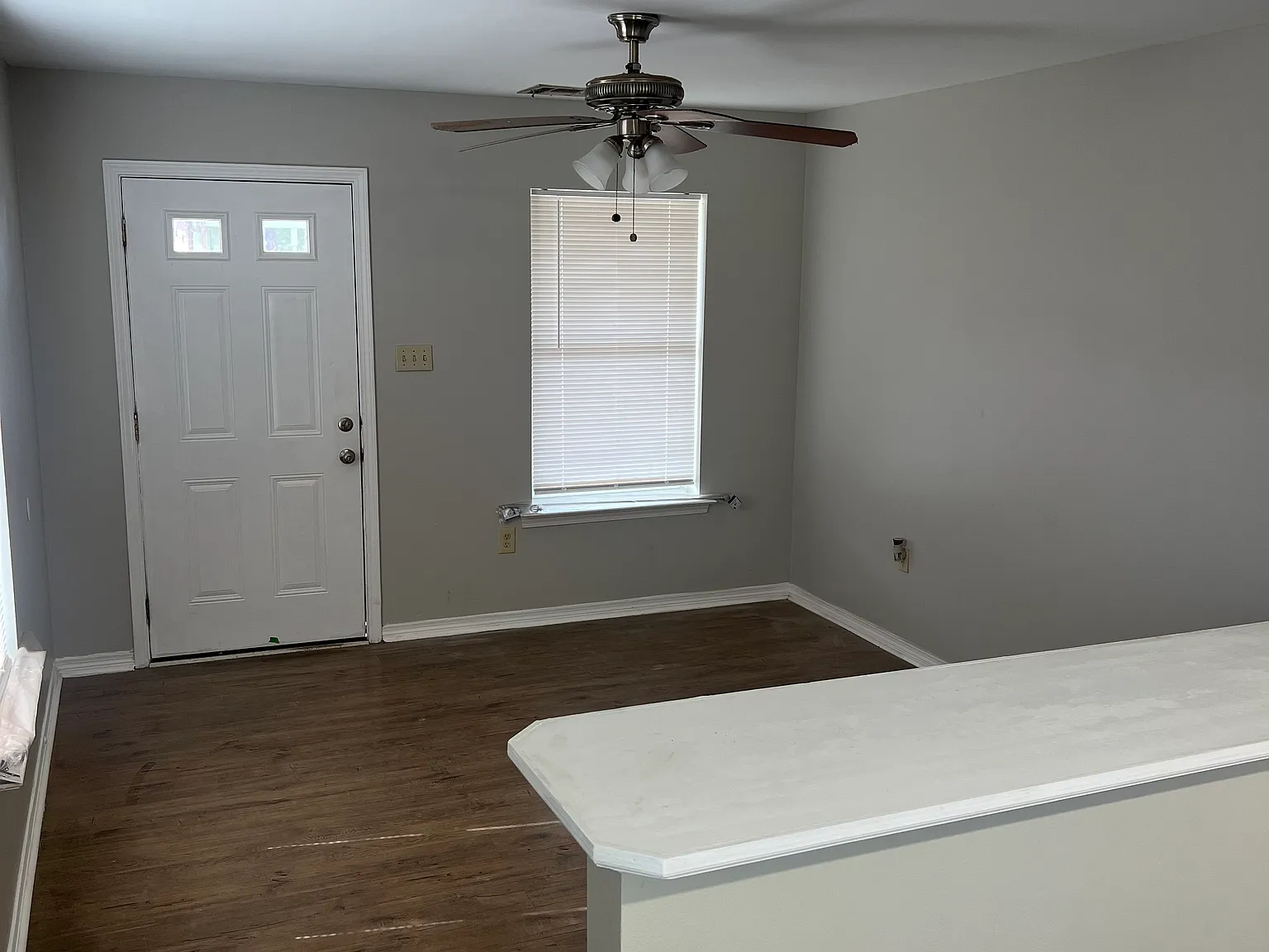1001 Gordon St — Photo 3