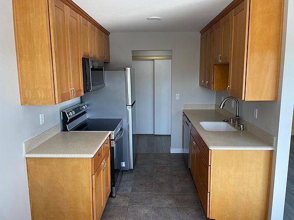 3rd image of 5816 14th Ave NW APT 5