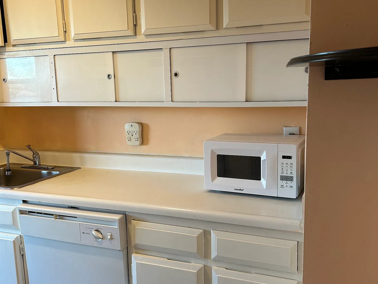 2625 Park Ave — Photo 4