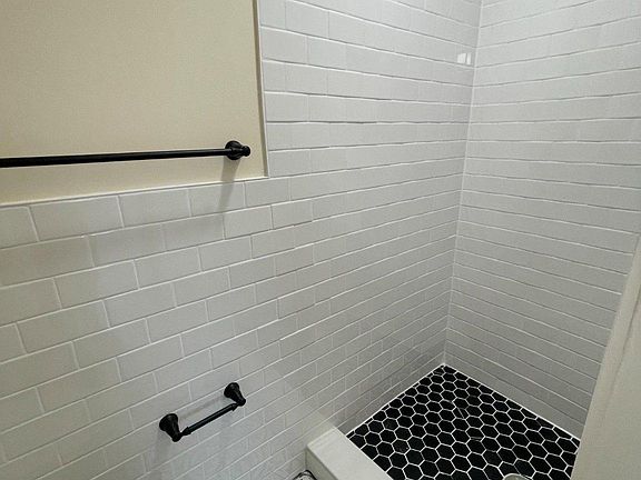 5th image of 2411 Tremont St #2