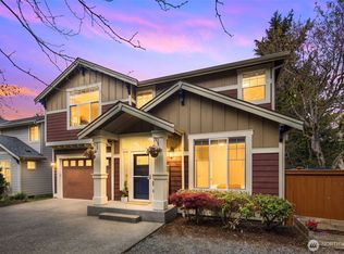 The Moorlands, Kenmore, WA 98028