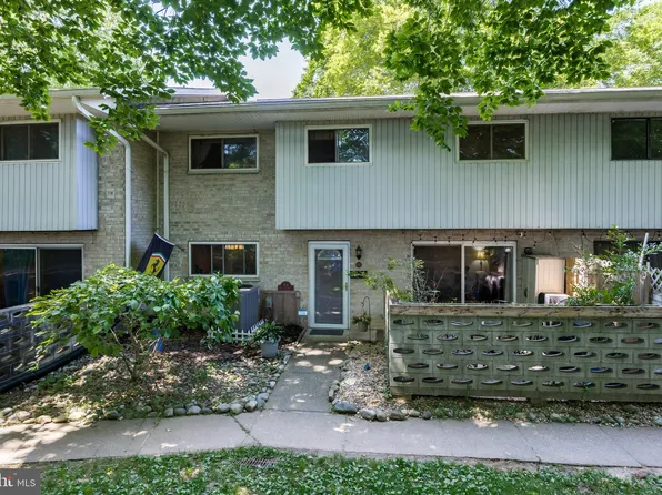 1518 Manley Rd APT B8, West Chester, PA 19382