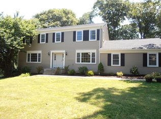 88 Parker Rd, Long Valley, NJ 07853