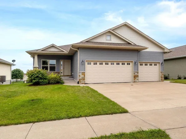 1543 Olde Brandy Ln, Davenport, IA 52807
