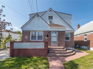 286 N Corona Ave APT 1, Valley Stream, NY 11580