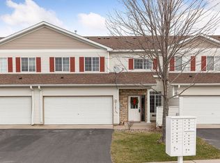 21145 Bridle Pass Dr, Forest Lake, MN 55025