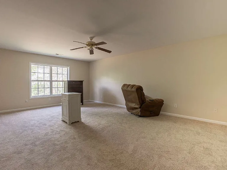 477 Dukes Hill Rd — Photo 26