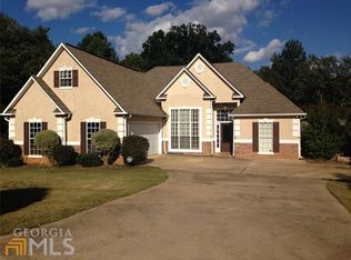 102 Brush Creek Ct, Lagrange, GA 30240