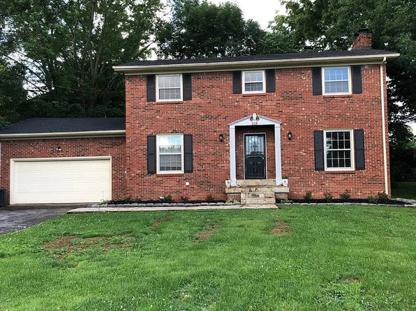 218 Brandywood Ct, Bowling Green, KY 42101