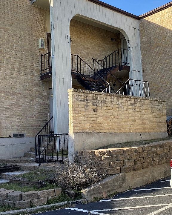 Spanish Gardens Condominiums 6032 Westridge Ln Fort Worth TX Zillow