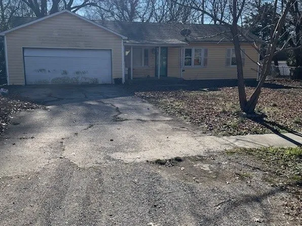 111 Irving St, Pryor, OK 74361