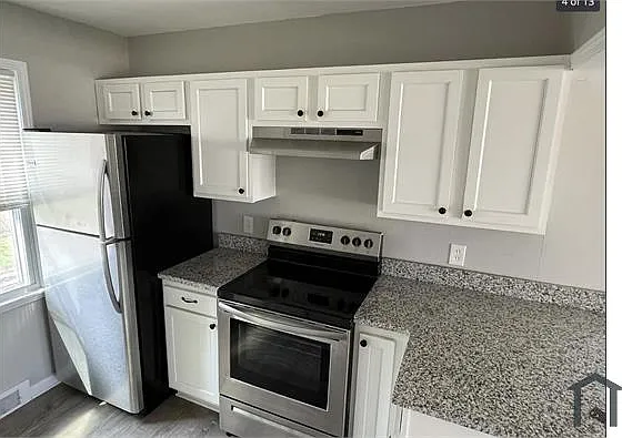 10421 Corning St — Photo 5