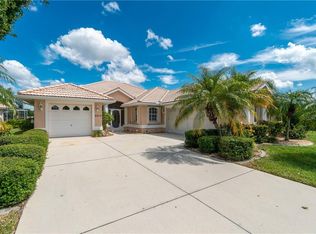8215 Lakeside Dr, Englewood, FL 34224