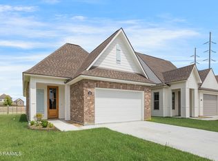209 Bennington Ln, Youngsville, LA 70592