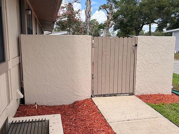 3rd image of 410 S Sir Topaz Ln