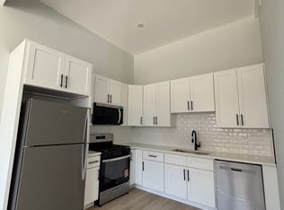 314 Pond St APT 3, Woonsocket, RI 02895