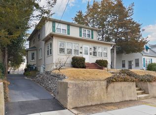 E Kings Hwy 107, Mount Ephraim, NJ 08059