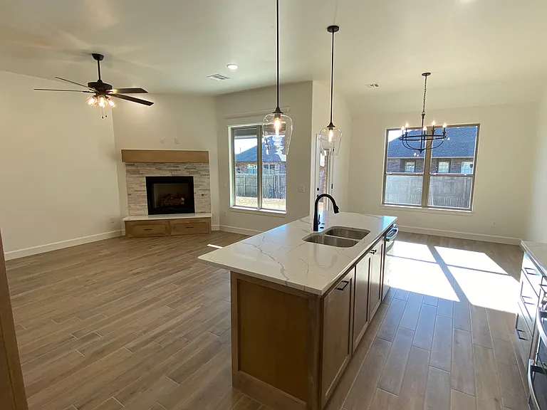 2836 Kingswood Dr — Photo 8