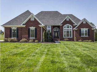 9002 Greystone Valley Dr, Ooltewah, TN 37363