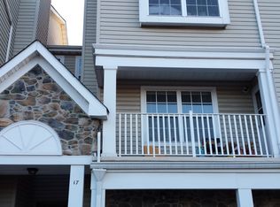 13 Guisborough Way, Edison, NJ 08820