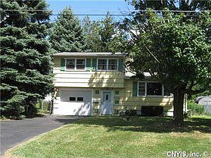 2nd image of 111 Glenwood Dr S