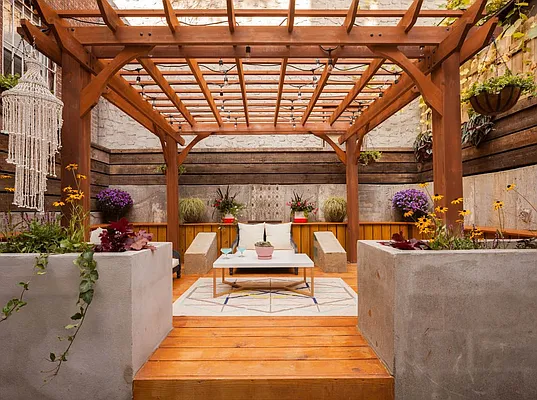 Rented by Nooklyn NYC LLC | media 7