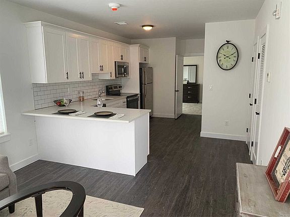 4th image of 64 Park Ave #1A