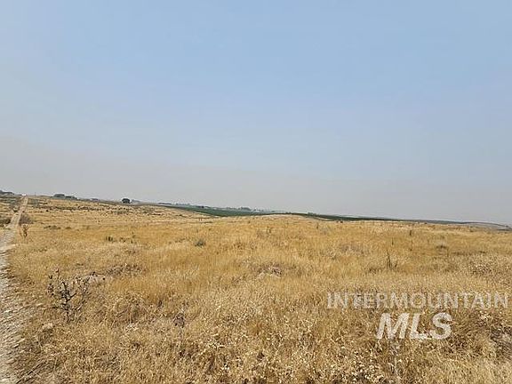 3rd image of Crest Rd