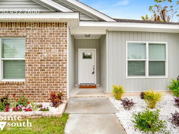 3018 Berwick St, Pensacola, FL 32503