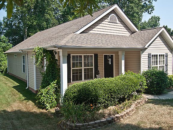 3rd image of 13520 Glencreek Ln