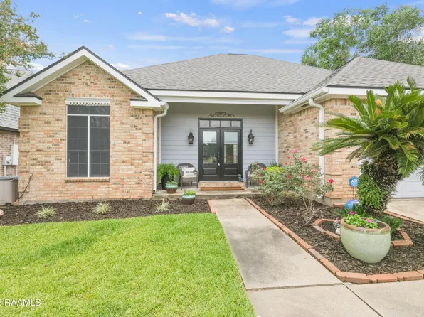 303 Champs Elysee Blvd, Lafayette, LA 70503