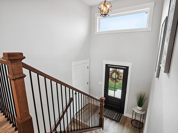4th image of 3428 Amandas Way