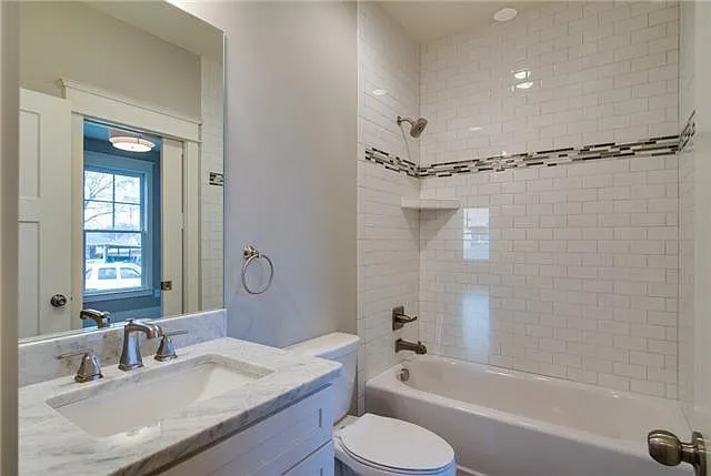 Downstairs Bedroom Bath