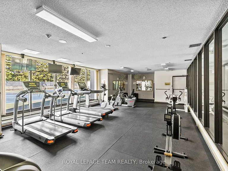 1500 Riverside Dr #2408 — Photo 29