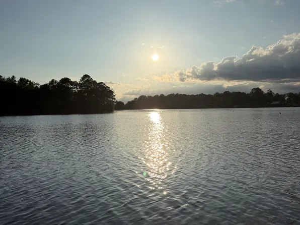 1195 Bob McCaskill Dr, Defuniak Springs, FL 32433