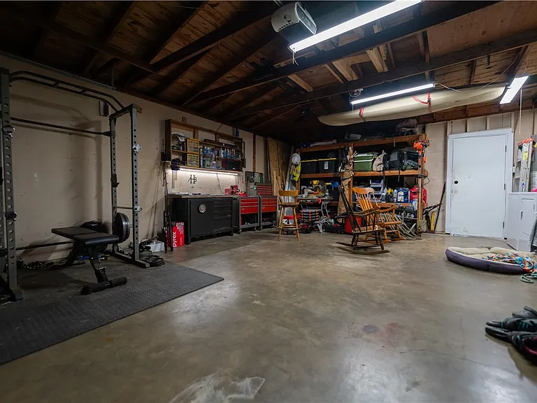 104 W Janin Cir — Photo 16