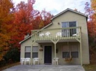 1210 Oak Pl, Gatlinburg, TN 37738