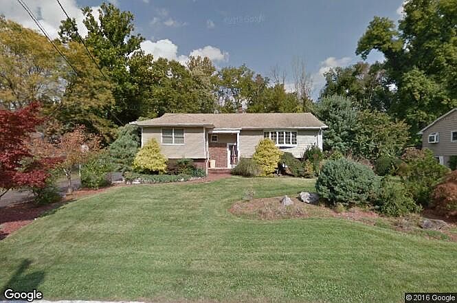1st image of 21 Walden Pl