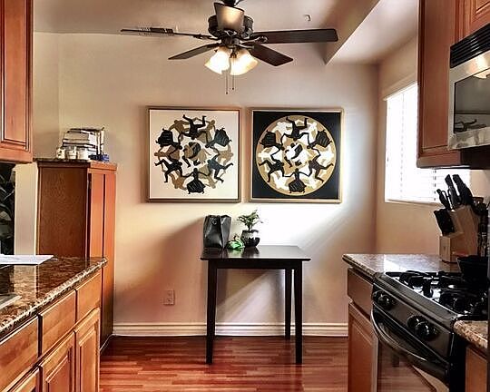 2nd image of 4238 Whitsett Ave APT 104
