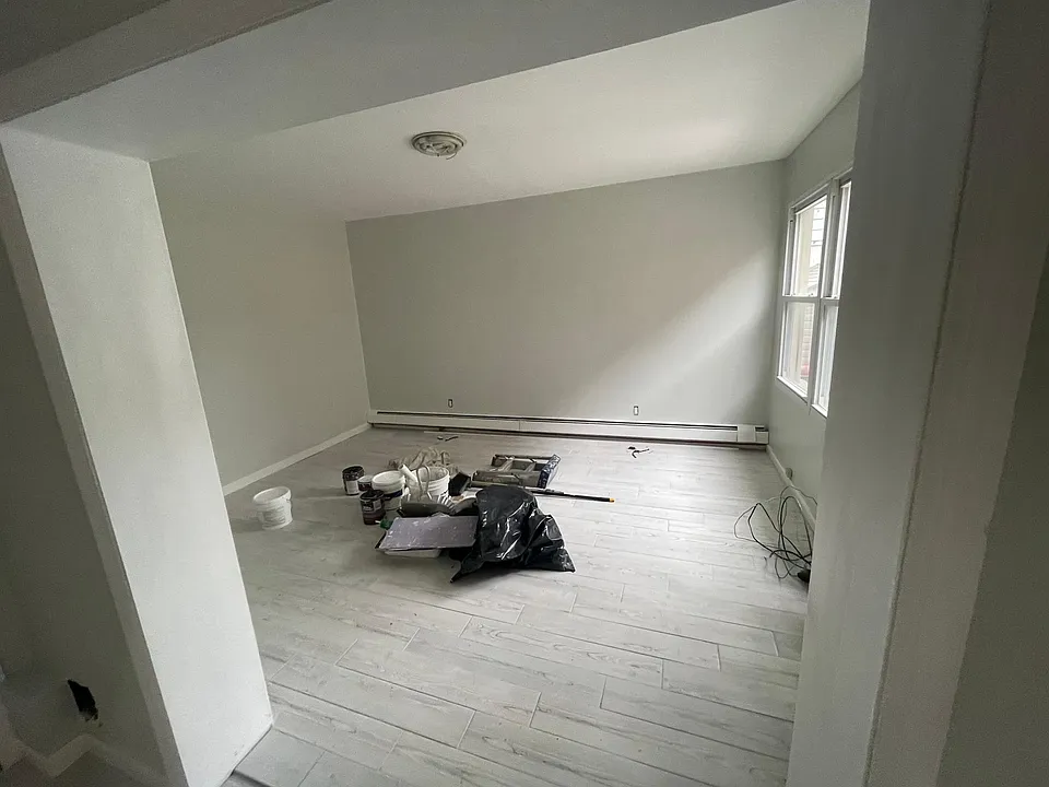 Building Photo 3