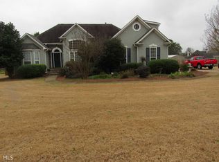 100 Crossing Dr, Stockbridge, GA 30281