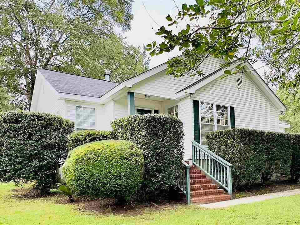 1st image of 1321 Parkwood Dr