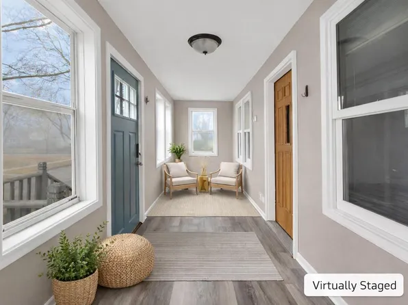 1712 East Saveland AVENUE, Milwaukee, WI 53207