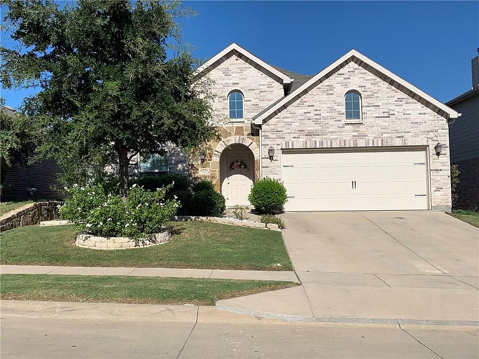 1st image of 9320 Liberty Crossing Dr