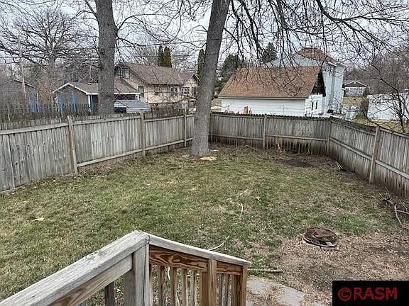 3rd image of 222 N Lincoln St