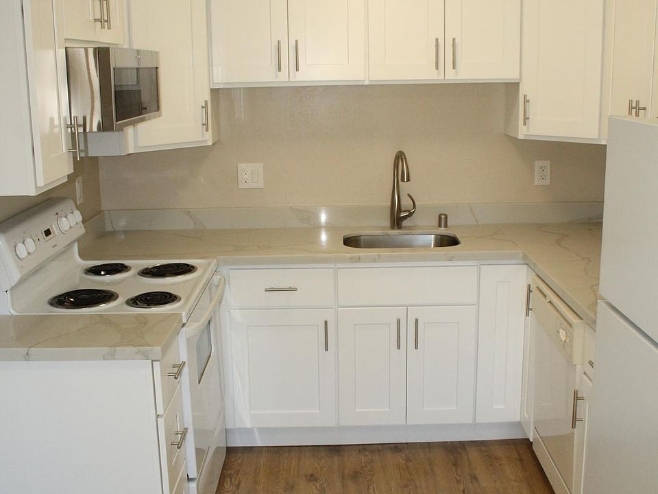 1st image of 1988 Bellomy St APT 20