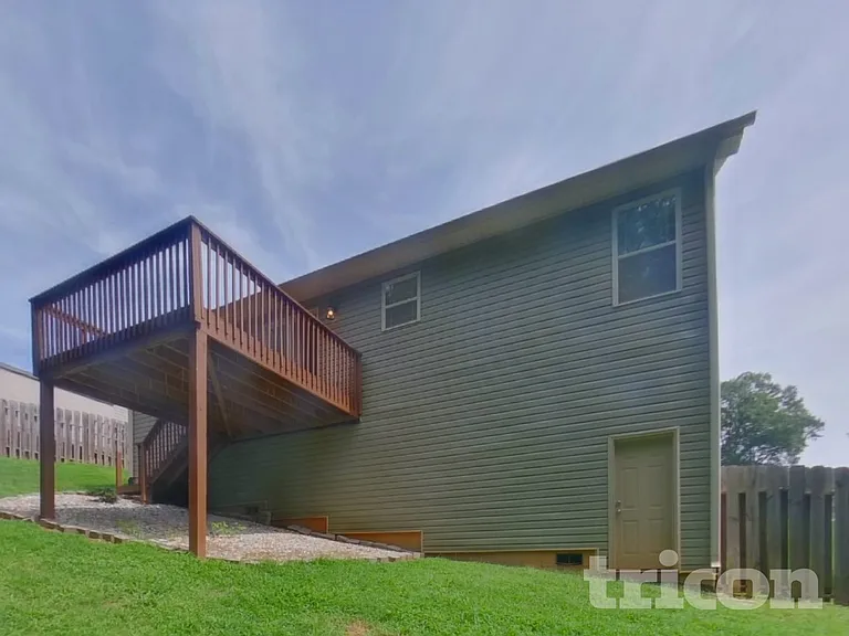 456 Blairwood Ct — Photo 15