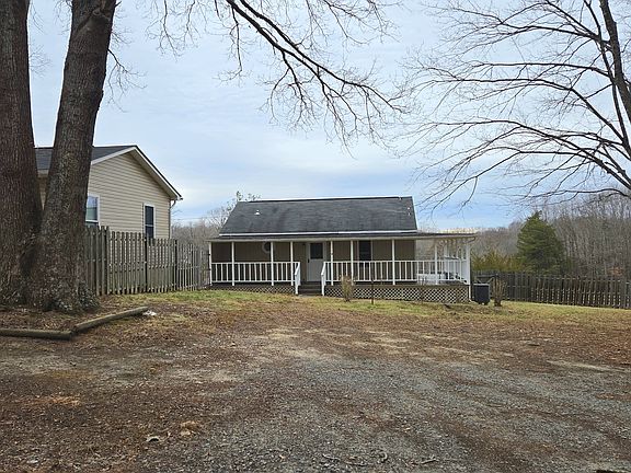 Plenty of front yard